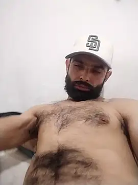 Barbas44420 online show from May 2026 06:28:01 AM