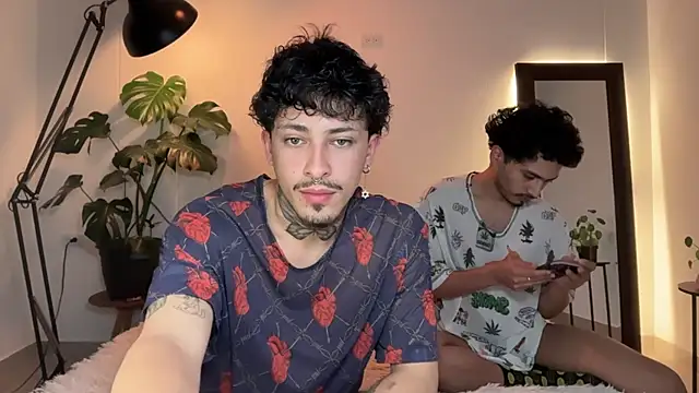 Noah and Steven online show from May 2026 08:01:02 PM