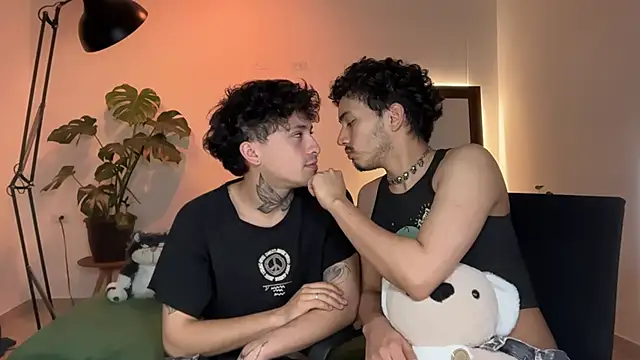 Noah and Steven online show from May 2026 01:12:02 AM