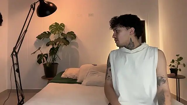Noah and Steven online show from May 2026 02:01:02 AM