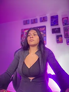 ElahiaMarquez online show from April 2026 08:04:02 PM