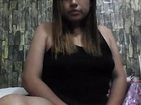 ZIA NOIR online show from April 2026 12:17:01 AM