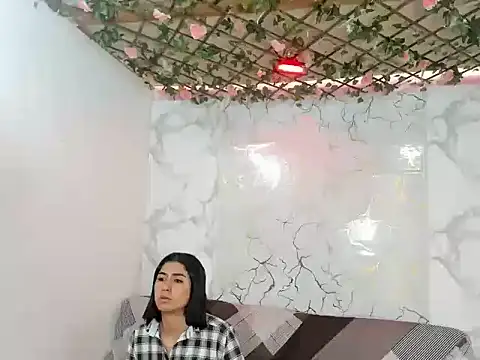 DAHNE HOT  online show from July 2026 01:25:02 PM