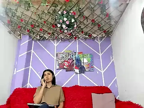DAHNE HOT  online show from July 2026 12:13:01 PM