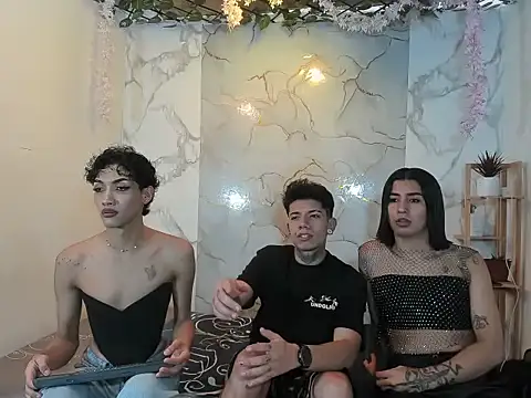 DAHNE HOT  online show from July 2026 07:25:01 PM