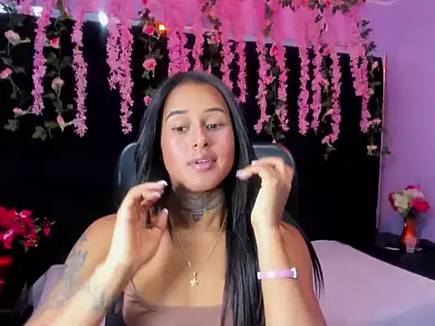 Snapshot of Molly_Brunette_ chatting on April 2026 12:52:02 AM Molly Brunette online show from April 2026 12:52:02 AM