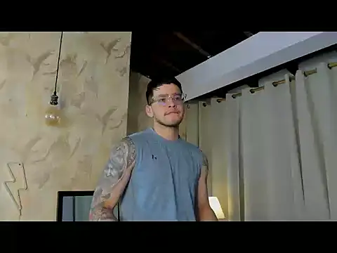 RONNY COLTON online show from April 2026 03:07:02 AM