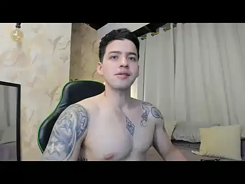 RONNY COLTON online show from May 2026 10:33:01 PM