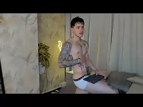 RONNY COLTON online show from May 2026 11:52:02 PM