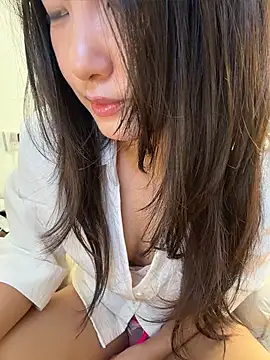 Snapshot of dearBeibeii chatting on July 2026 02:56:02 AM dearBeibeii online show from July 2026 02:56:02 AM