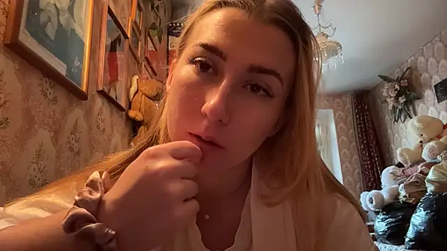 MandyVandy online show from April 2026 05:33:01 AM
