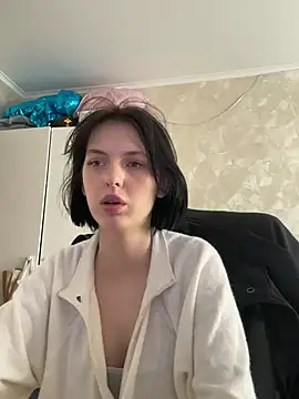 sennie x online show from April 2026 11:03:02 AM