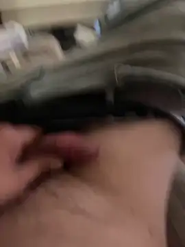 cozzy42 online show from April 2026 06:10:01 PM