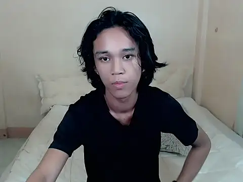 Snapshot of urnaughty_paul chatting on July 2026 03:57:01 PM urnaughty paul online show from July 2026 03:57:01 PM