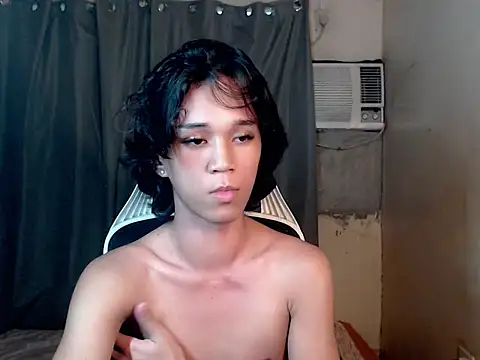 Snapshot of urnaughty_paul chatting on July 2026 09:09:01 AM urnaughty paul online show from July 2026 09:09:01 AM