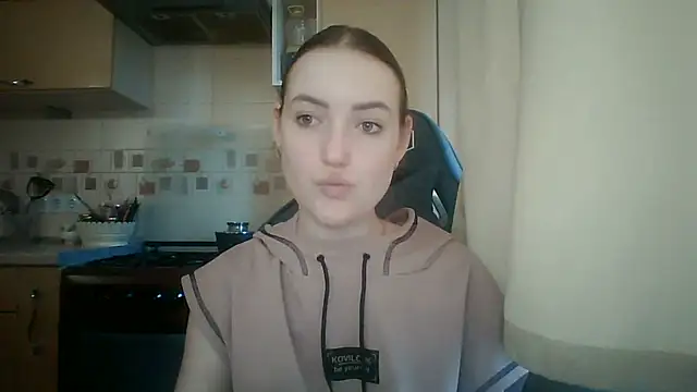 Snapshot of Lisanta chatting on June 2026 03:54:01 PM Lisanta online show from June 2026 03:54:01 PM