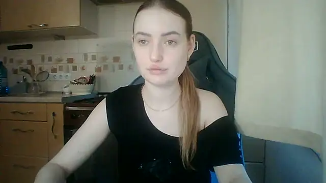 Snapshot of Lisanta chatting on June 2026 03:40:02 PM Lisanta online show from June 2026 03:40:02 PM