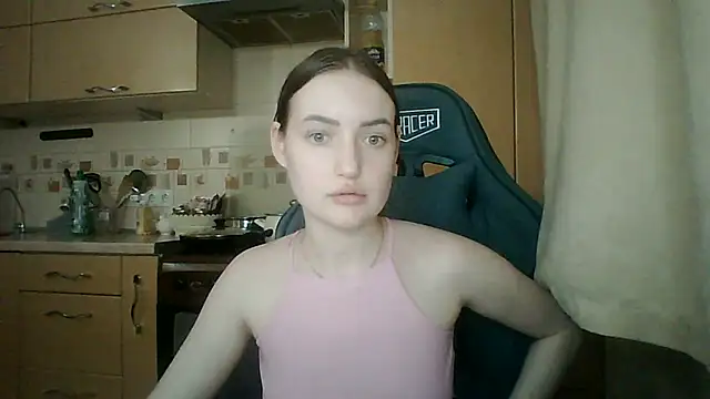 Snapshot of Lisanta chatting on June 2026 07:55:01 PM Lisanta online show from June 2026 07:55:01 PM