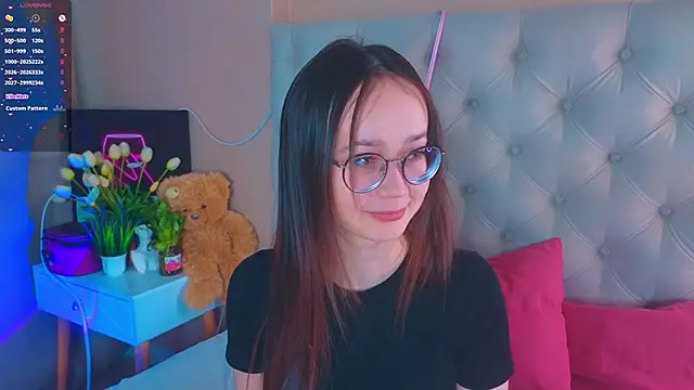 KaraParsons online show from April 2026 07:15:02 AM