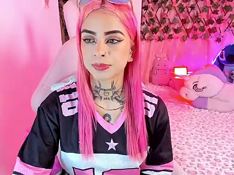Megan Robertss online show from May 2026 08:31:02 PM