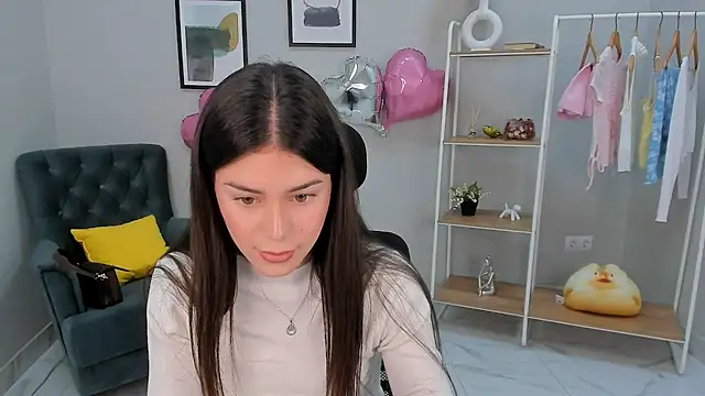 Irine Genned online show from April 2026 11:24:01 AM