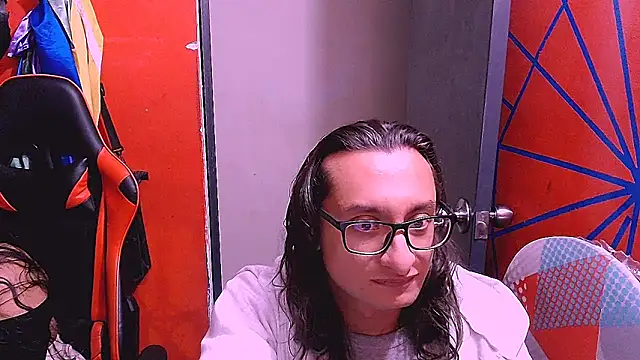Loversonfire78 online show from May 2026 07:24:01 AM
