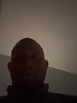 Halfoftwelve69 online show from April 2026 02:51:02 AM