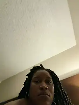 thedarkenchantress online show from May 2026 10:25:01 AM