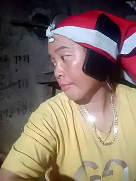 Snapshot of phuongtrinh1 chatting on April 2026 01:25:02 PM phuongtrinh1 online show from April 2026 01:25:02 PM