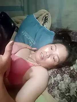 Snapshot of phuongtrinh1 chatting on May 2026 10:08:01 AM phuongtrinh1 online show from May 2026 10:08:01 AM