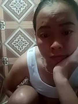 phuongtrinh1 online show from April 2026 10:00:02 PM