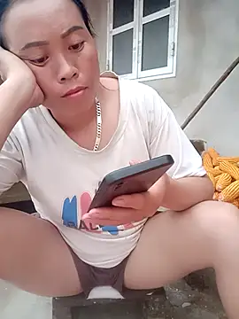 phuongtrinh1 online show from July 2026 11:17:02 AM