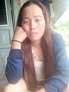 Snapshot of phuongtrinh1 chatting on April 2026 10:22:01 AM phuongtrinh1 online show from April 2026 10:22:01 AM