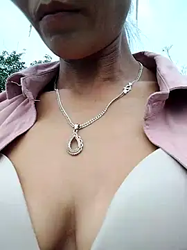 kiss1122 online show from April 2026 12:23:01 AM