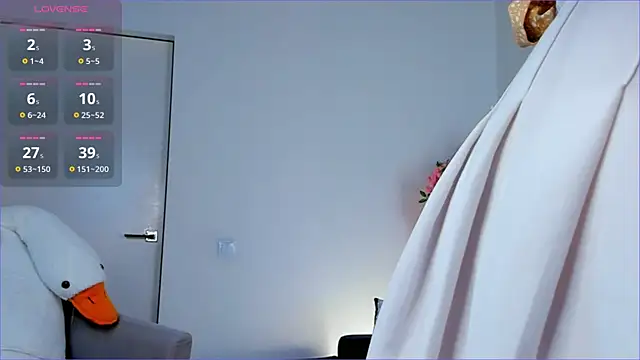 TwinkleFox online show from May 2026 01:25:01 AM