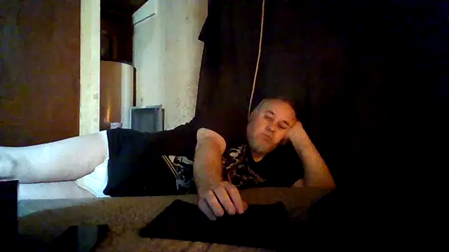 Snapshot of Nightshade1195 chatting on June 2026 01:51:02 AM Nightshade1195 online show from June 2026 01:51:02 AM