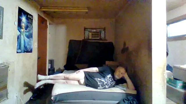 Snapshot of Nightshade1195 chatting on June 2026 11:57:01 PM Nightshade1195 online show from June 2026 11:57:01 PM