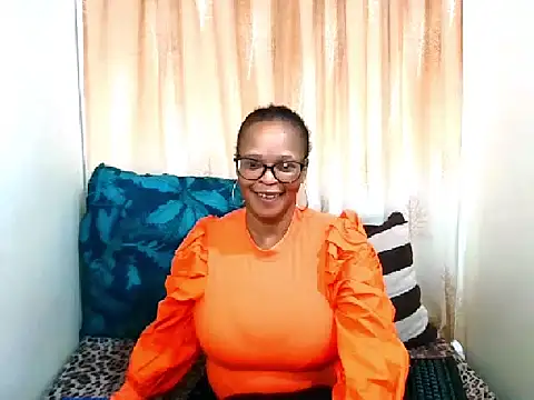 Snapshot of Ebony_Bloom69 chatting on June 2026 05:29:02 AM Ebony Bloom69 online show from June 2026 05:29:02 AM