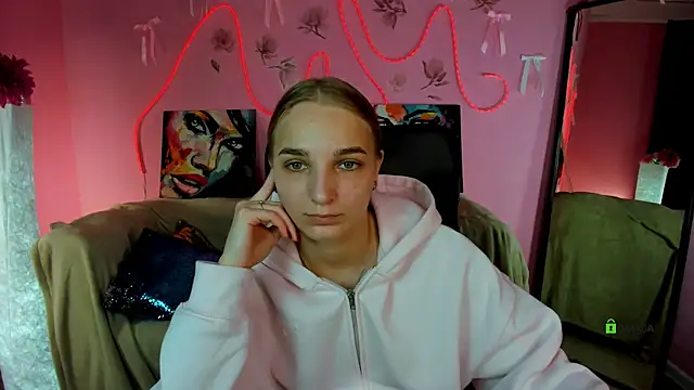 Snapshot of ollivia_dream chatting on May 2026 05:43:01 AM ollivia dream online show from May 2026 05:43:01 AM