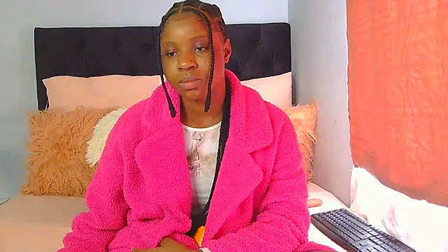julianaa19 online show from May 2026 01:20:01 PM