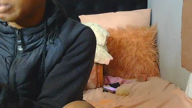 julianaa19 online show from May 2026 04:09:02 AM