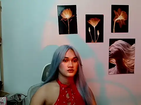 YourHot Nica online show from April 2026 02:18:01 PM