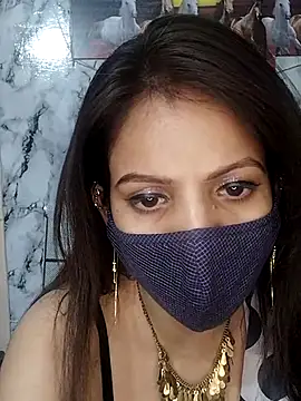 lovelyrosewifey online show from May 2026 11:51:02 AM