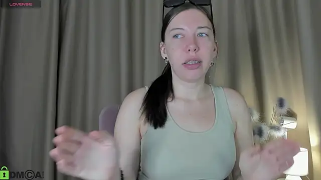 Sandra Ross online show from July 2026 12:46:01 AM