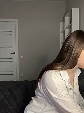 Emmy Boobssss online show from April 2026 03:57:01 PM