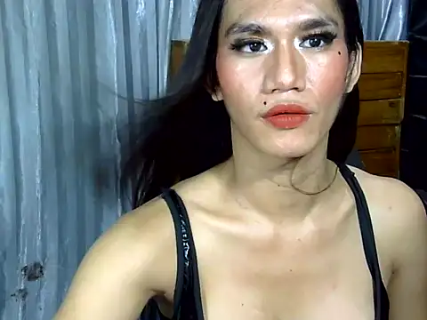 Queen Haliyah online show from July 2026 01:37:01 PM