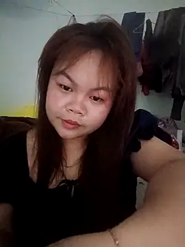 Truxcy1 online show from April 2026 08:21:01 AM