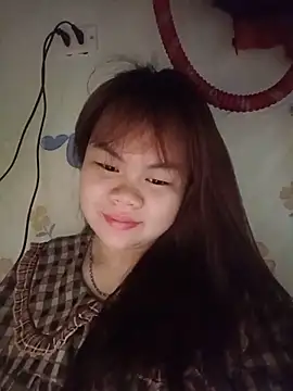 Truxcy1 online show from May 2026 12:43:02 AM