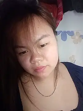 Truxcy1 online show from May 2026 05:09:01 PM