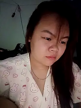 Truxcy1 online show from April 2026 04:41:02 PM